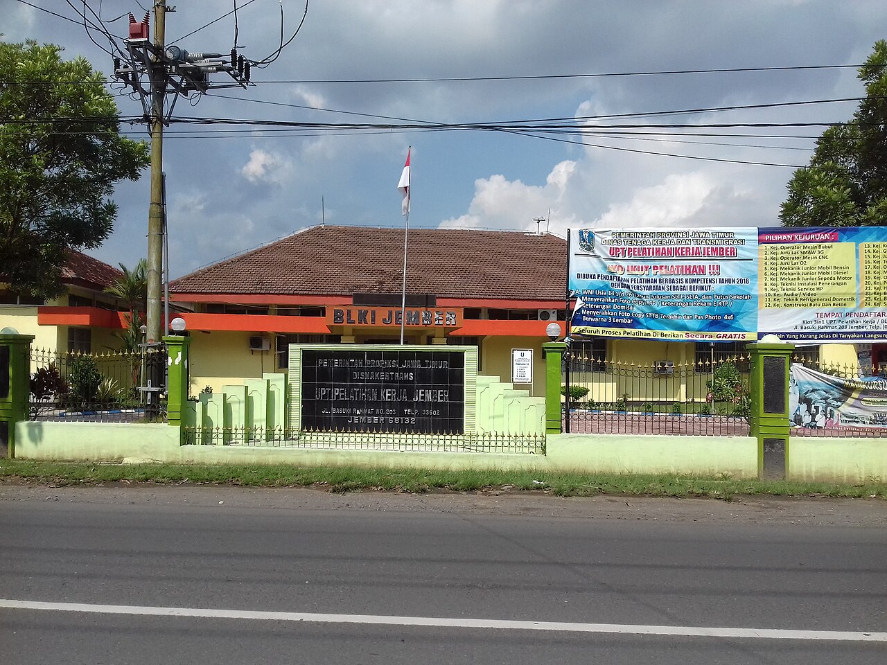 Bursa kerja semidanggumay